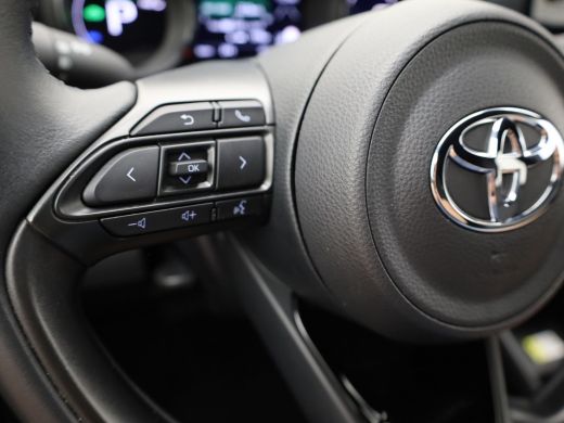 Toyota Yaris 1.5 Hybrid Executive | JBL | Keyless | Head Up | Stoelverw. | Navi | Prijs Rijklaar!! ActivLease financial lease