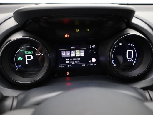 Toyota Yaris 1.5 Hybrid Executive | JBL | Keyless | Head Up | Stoelverw. | Navi | Prijs Rijklaar!! ActivLease financial lease