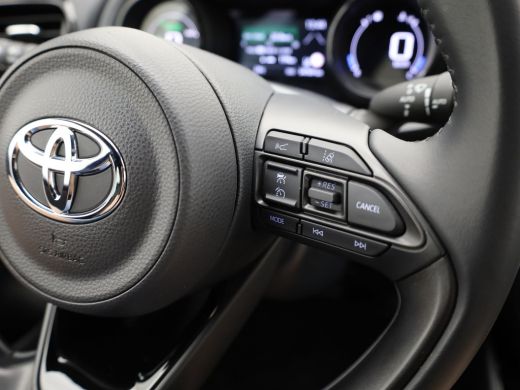 Toyota Yaris 1.5 Hybrid Executive | JBL | Keyless | Head Up | Stoelverw. | Navi | Prijs Rijklaar!! ActivLease financial lease