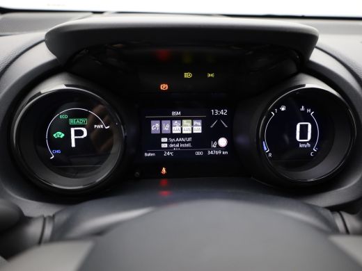Toyota Yaris 1.5 Hybrid Executive | JBL | Keyless | Head Up | Stoelverw. | Navi | Prijs Rijklaar!! ActivLease financial lease