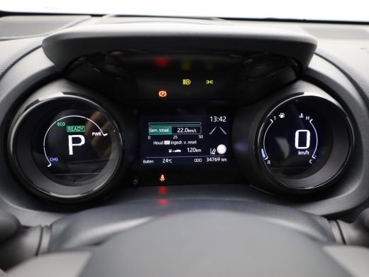 Toyota Yaris 1.5 Hybrid Executive | JBL | Keyless | Head Up | Stoelverw. | Navi | Prijs Rijklaar!! ActivLease financial lease