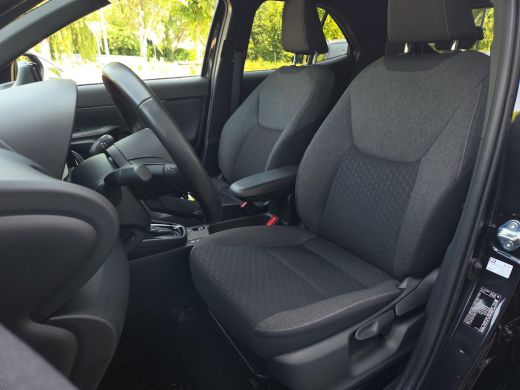 Toyota Yaris Cross 1.5 Hybrid 115 Dynamic Plus | Apple CarPlay | Parkeersensoren | Stoelverwarming | Rijklaar incl. ... ActivLease financial lease