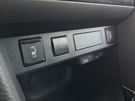 Toyota Yaris Cross 1.5 Hybrid 115 Dynamic Plus | Apple CarPlay | Parkeersensoren | Stoelverwarming | Rijklaar incl. ... ActivLease financial lease
