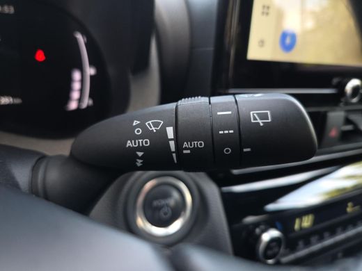 Toyota Yaris Cross 1.5 Hybrid 115 Dynamic Plus | Apple CarPlay | Parkeersensoren | Stoelverwarming | Rijklaar incl. ... ActivLease financial lease
