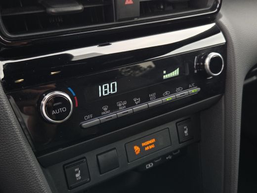 Toyota Yaris Cross 1.5 Hybrid 115 Dynamic Plus | Apple CarPlay | Parkeersensoren | Stoelverwarming | Rijklaar incl. ... ActivLease financial lease