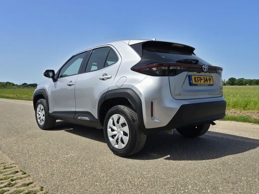 Toyota Yaris Cross 1.5 Hybrid Active - 115 Pk - ParkeerCamera - Apple Carplay Android Auto ActivLease financial lease