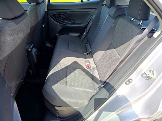 Toyota Yaris Cross 1.5 Hybrid Active - 115 Pk - ParkeerCamera - Apple Carplay Android Auto ActivLease financial lease