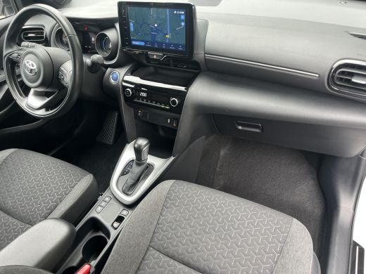 Toyota Yaris Cross 1.5 Hybrid Dynamic | Stoelverwarming | Parkeersensoren | Dode hoek waarschuwing | Carplay | ActivLease financial lease