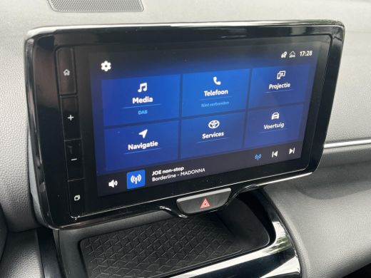 Toyota Yaris Cross 1.5 Hybrid Dynamic | Stoelverwarming | Parkeersensoren | Dode hoek waarschuwing | Carplay | ActivLease financial lease