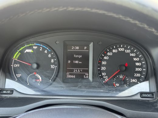 Volkswagen Caddy 37kWh 113PK L2H1 Elektrisch Caddy ABT Maxi 37,3kWh 159km WLTP Trekhaak Airco Stoelverwarming Park... ActivLease financial lease