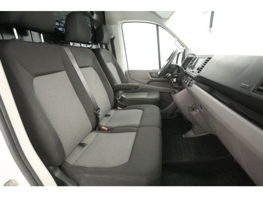 Volkswagen Crafter 30 2.0 TDI L3H2 140PK | Airco | 3 Zits | Carplay | Trekhaak ActivLease financial lease