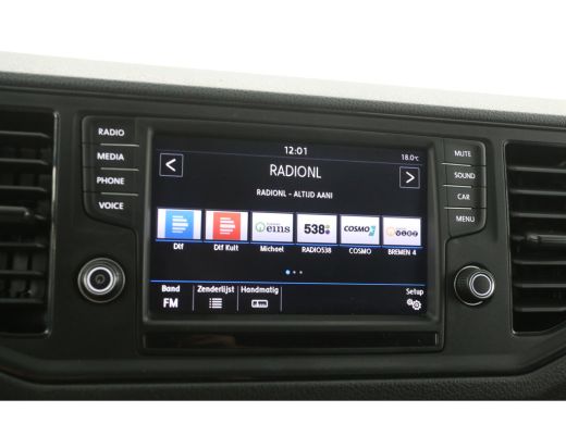 Volkswagen Crafter 30 2.0 TDI L3H2 140PK | Airco | 3 Zits | Carplay | Trekhaak ActivLease financial lease