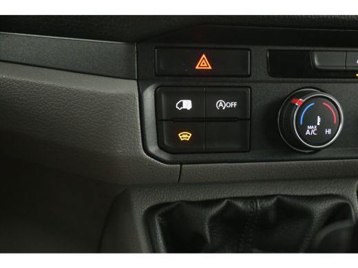Volkswagen Crafter 30 2.0 TDI L3H2 140PK | Airco | 3 Zits | Carplay | Trekhaak ActivLease financial lease