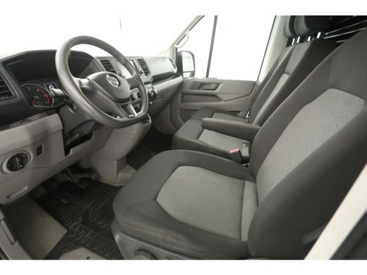 Volkswagen Crafter 30 2.0 TDI L3H2 140PK | Airco | 3 Zits | Carplay | Trekhaak ActivLease financial lease