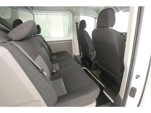Volkswagen Crafter 35 2.0 TDI L3H2 140PK | 3000kg Trekgew. | Dubbele Cabine | Airco | Cruise | Parkeersensoren ActivLease financial lease
