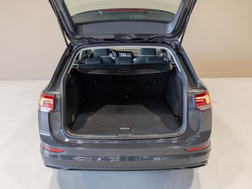 Volkswagen Golf Variant 1.0 TSI Life 110pk / Airco / Stoelverwarming / Achteruitrijcamera / Apple carplay / Adapt... ActivLease financial lease