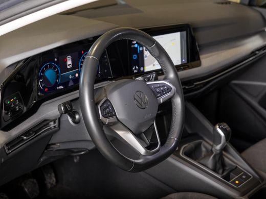Volkswagen Golf Variant 1.0 TSI Life 110pk / Airco / Stoelverwarming / Achteruitrijcamera / Apple carplay / Adapt... ActivLease financial lease