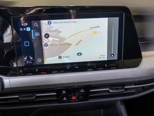 Volkswagen Golf Variant 1.0 TSI Life 110pk / Airco / Stoelverwarming / Achteruitrijcamera / Apple carplay / Adapt... ActivLease financial lease