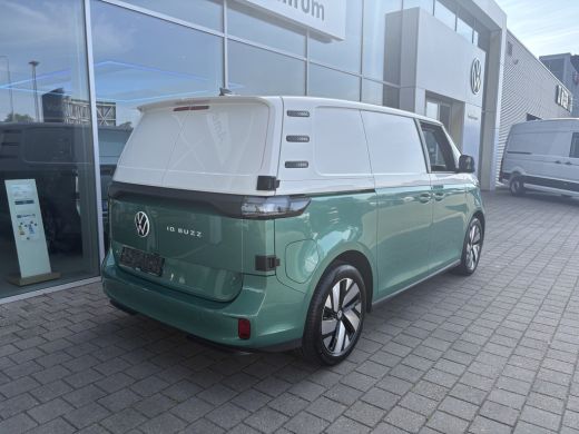 Volkswagen ID. Buzz Cargo Cargo Bulli Limited Edition 286PK | Trekhaak | App Connect | 3 Zits Achteruitrijcamera | App conn... ActivLease financial lease