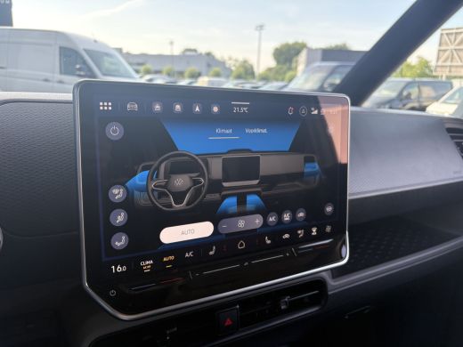 Volkswagen ID. Buzz Cargo Cargo Bulli Limited Edition 286PK | Trekhaak | App Connect | 3 Zits Achteruitrijcamera | App conn... ActivLease financial lease