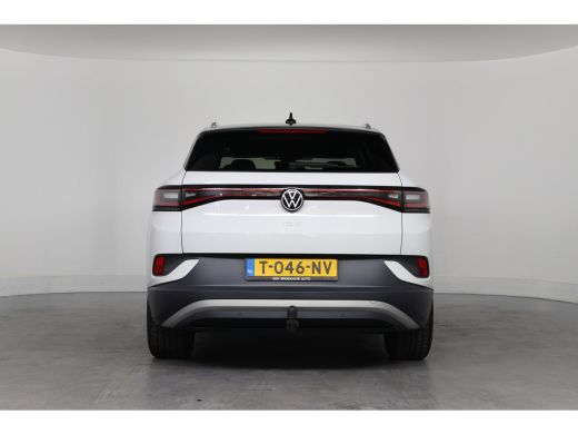 Volkswagen ID.4 First 77 kWh | Trekhaak | LED | SOH 95% | Sfeerverlichting | Camera | Navi | Clima | Stoelverwarm... ActivLease financial lease