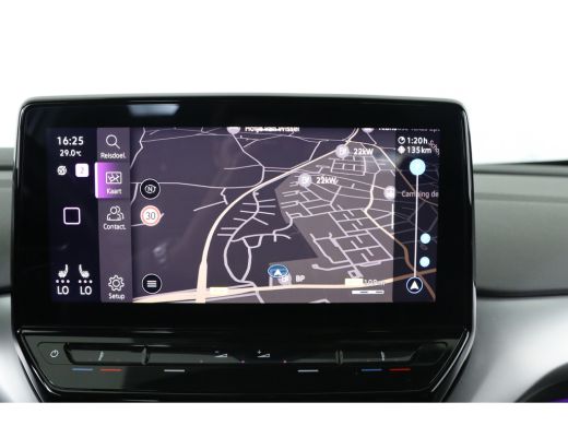 Volkswagen ID.4 First 77 kWh | Trekhaak | LED | SOH 95% | Sfeerverlichting | Camera | Navi | Clima | Stoelverwarm... ActivLease financial lease