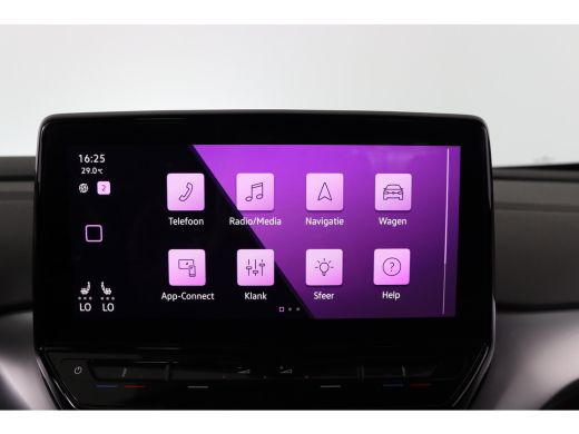 Volkswagen ID.4 First 77 kWh | Trekhaak | LED | SOH 95% | Sfeerverlichting | Camera | Navi | Clima | Stoelverwarm... ActivLease financial lease
