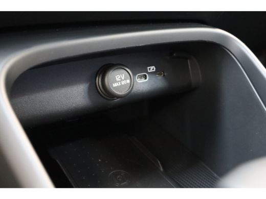 Volvo  EX40 Extended Range 252PK Europa Plus 82kWh | 360 | Memory | Getint Glas | Pilot Assist | All Season ActivLease financial lease