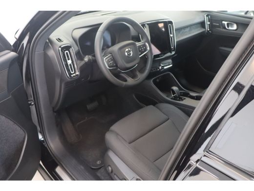 Volvo  EX40 Extended Range 252PK Europa Plus 82kWh | 360 | Memory | Getint Glas | Pilot Assist | All Season ActivLease financial lease