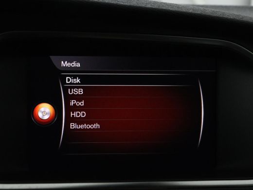 Volvo  V40 Cross Country 1.5 T3 Edition+ | Trekhaak | Stoelverwarming | Navigatie | Climate control | Blueto... ActivLease financial lease