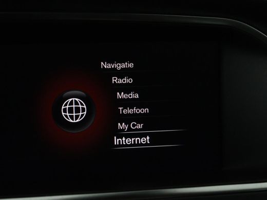 Volvo  V40 Cross Country 1.5 T3 Edition+ | Trekhaak | Stoelverwarming | Navigatie | Climate control | Blueto... ActivLease financial lease