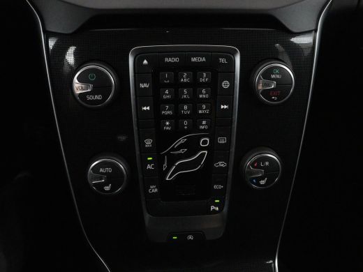 Volvo  V40 Cross Country 1.5 T3 Edition+ | Trekhaak | Stoelverwarming | Navigatie | Climate control | Blueto... ActivLease financial lease