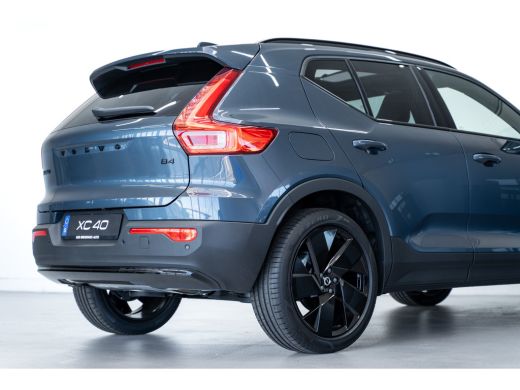 Volvo  XC40 B4 197PK Plus Black Edition | Panoramadak | 20" | Privacy glas | Power seats | HK ActivLease financial lease