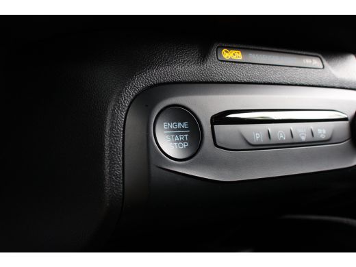 Ford Focus 1.0EB Hybrid ST Line | NL-AUTO! | 1E EIGENAAR! | CRUISE | PARK SENS V+A | WINTERPACK | LED | DEAL... ActivLease financial lease