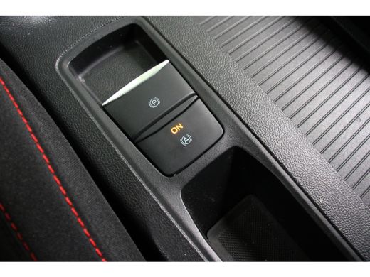 Ford Focus 1.0EB Hybrid ST Line | NL-AUTO! | 1E EIGENAAR! | CRUISE | PARK SENS V+A | WINTERPACK | LED | DEAL... ActivLease financial lease
