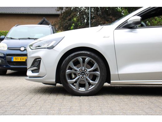 Ford Focus 1.0EB Hybrid ST Line | NL-AUTO! | 1E EIGENAAR! | CRUISE | PARK SENS V+A | WINTERPACK | LED | DEAL... ActivLease financial lease