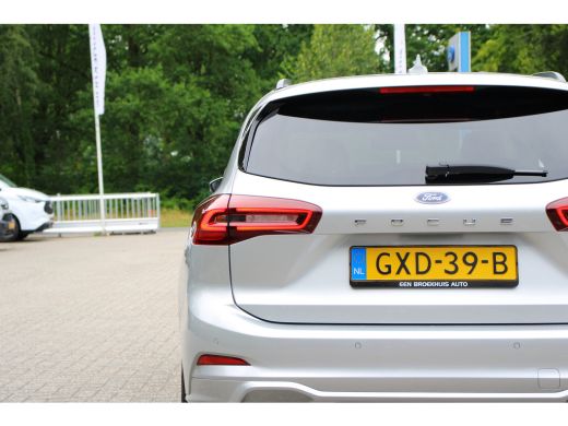 Ford Focus 1.0EB Hybrid ST Line | NL-AUTO! | 1E EIGENAAR! | CRUISE | PARK SENS V+A | WINTERPACK | LED | DEAL... ActivLease financial lease