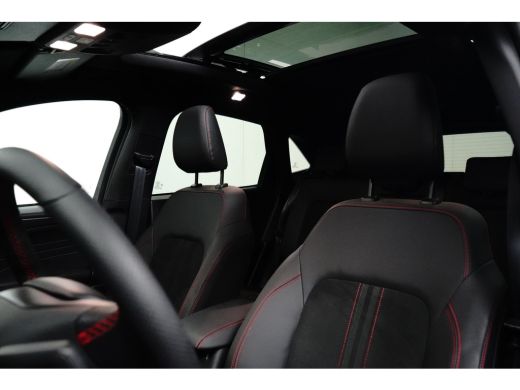 Ford Kuga Plug-In Hybrid ST-Line X | PANODAK | ADAPTIVE CRUISE | 360&deg; CAMERA | ELEKTR. TREKHAAK | AGR STOEL... ActivLease financial lease