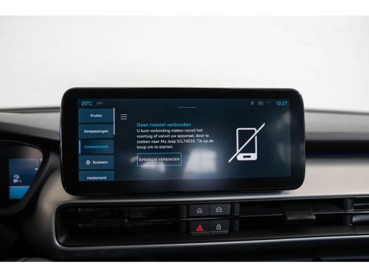 Jeep Avenger Summit 54 kWh | Camera | Climate Controle | Apple Carplay & Android Auto | Keyless | Parkeersenso... ActivLease financial lease