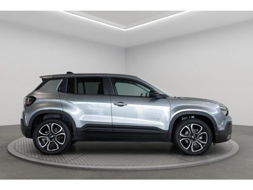 Jeep Avenger Summit 54 kWh | Camera | Climate Controle | Apple Carplay & Android Auto | Keyless | Parkeersenso... ActivLease financial lease