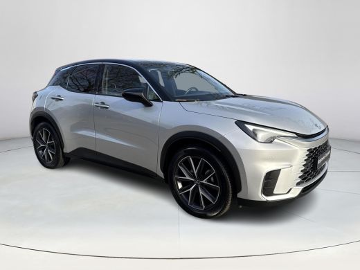 Lexus LBX Cool 2WD | 06-10141018 Voor meer informatie ActivLease financial lease