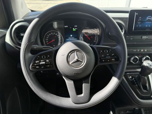 Mercedes-Benz eCitan 112 51kWh L2 284 WLTP 97.9% (SOH) Camera MBUX Trekhaak 75kW Snelladen Apple Carplay Cruise Control ActivLease financial lease