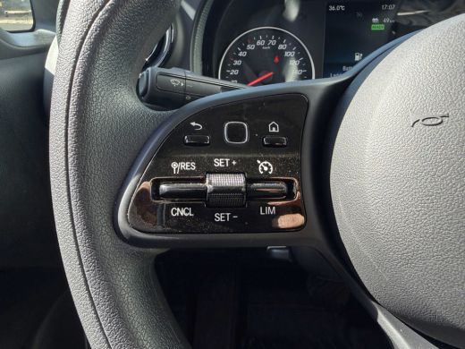 Mercedes-Benz eCitan 112 51kWh L2 284 WLTP 97.9% (SOH) Camera MBUX Trekhaak 75kW Snelladen Apple Carplay Cruise Control ActivLease financial lease