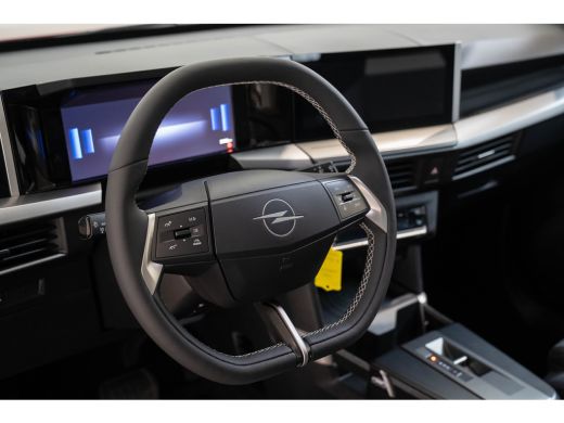 Opel Frontera Electric GS 44 kWh | Tot 8 Jaar Garantie | Stoel & Stuurverwarming | Camera | Navigatie | Apple C... ActivLease financial lease