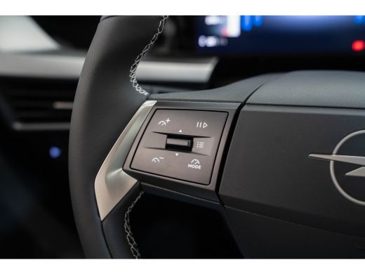 Opel Frontera Electric GS 44 kWh | Tot 8 Jaar Garantie | Stoel & Stuurverwarming | Camera | Navigatie | Apple C... ActivLease financial lease