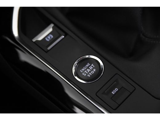 Peugeot 3008 Active 130 *1ste Eigenaar*Navigatie*Camera*Carplay* ActivLease financial lease
