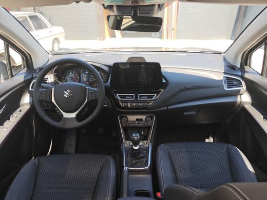 Suzuki S-Cross 1.4 Boosterjet Style Smart Hybrid ActivLease financial lease