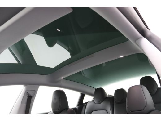Tesla Model 3 Premium Long Range AWD 78 kWh | Panoramadak | Stoelventilatie | Stoelverwarming | Adaptive Cruise... ActivLease financial lease
