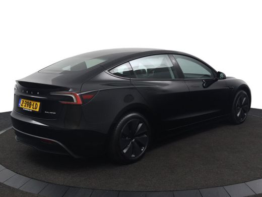 Tesla Model 3 Premium Long Range AWD 78 kWh | Panoramadak | Stoelventilatie | Stoelverwarming | Adaptive Cruise... ActivLease financial lease