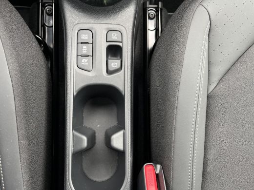 Toyota Aygo Hybrid 115 envy | All-in prijs | JBL pakket | Stoelverwarming | Camera | ActivLease financial lease